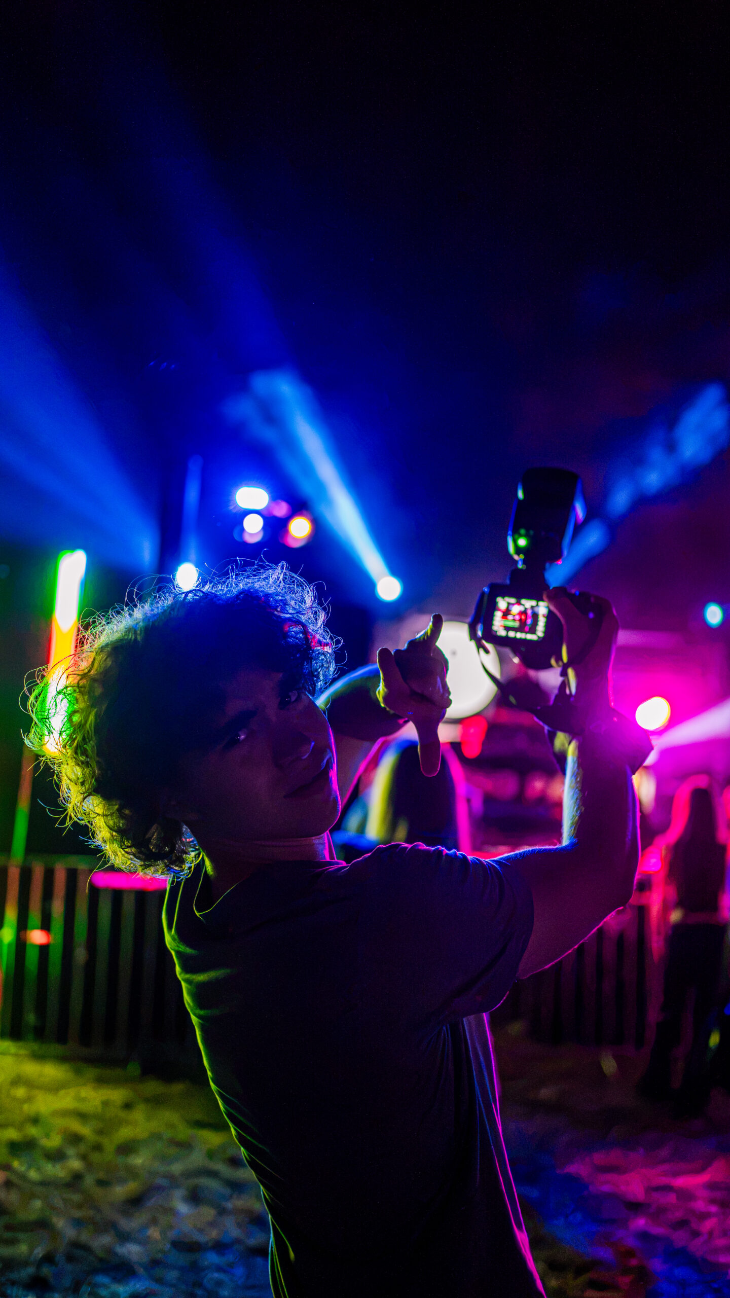 Kamil Świerblewski podczas fotografowania
